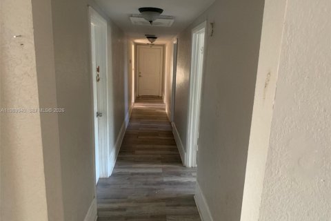 Immobilier commercial à vendre à Jacksonville, Floride: 293.57 m2 № 2189335 - photo 18