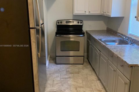 Immobilier commercial à vendre à Jacksonville, Floride: 293.57 m2 № 2189335 - photo 12