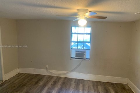 Immobilier commercial à vendre à Jacksonville, Floride: 293.57 m2 № 2189335 - photo 17