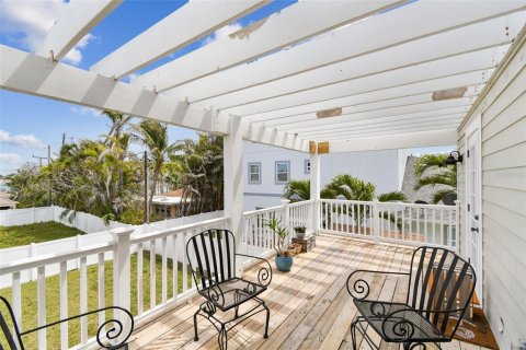 Casa en alquiler en Redington Beach, Florida, 4 dormitorios, 269.6 m2 № 1754875 - foto 24