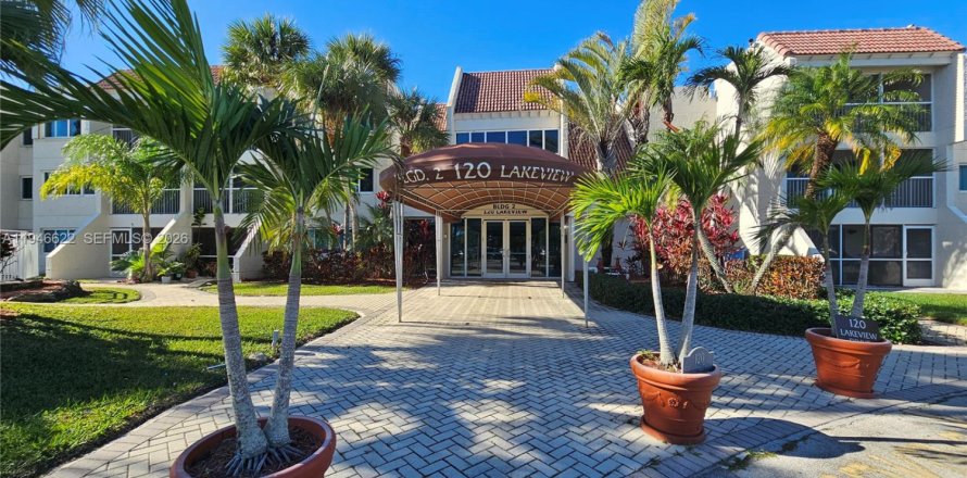 Condo in Weston, Florida, 1 bedroom  № 2003632