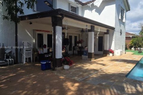 Купить виллу или дом в Майами, Флорида 4 спальни, 218.41м2, № 2024372 - фото 4