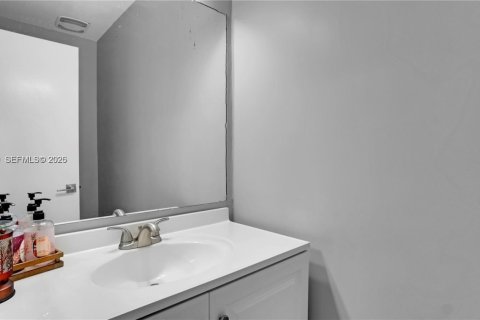Купить таунхаус в Хайалиа, Флорида 2 спальни, 134.89м2, № 2314029 - фото 10