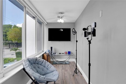 Купить таунхаус в Хайалиа, Флорида 2 спальни, 134.89м2, № 2314029 - фото 12