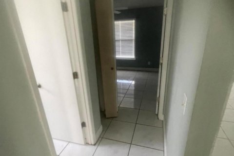 Casa en alquiler en Stuart, Florida, 2 dormitorios, 101.17 m2 № 1182294 - foto 1