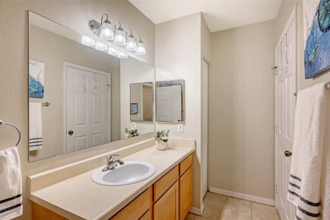 Condominio en venta en Sarasota, Florida, 1 dormitorio, 76.37 m2 № 1884868 - foto 12