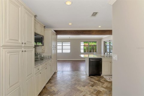 Villa ou maison à vendre à Venice, Floride: 2 chambres, 129.6 m2 № 1888492 - photo 11