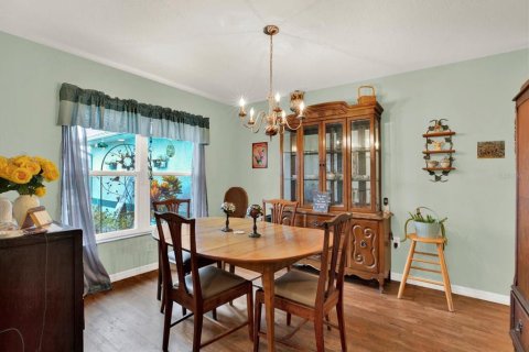 Villa ou maison à vendre à Spring Hill, Floride: 4 chambres, 236.53 m2 № 2289532 - photo 18