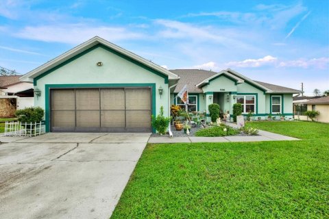 Villa ou maison à vendre à Spring Hill, Floride: 4 chambres, 236.53 m2 № 2289532 - photo 6