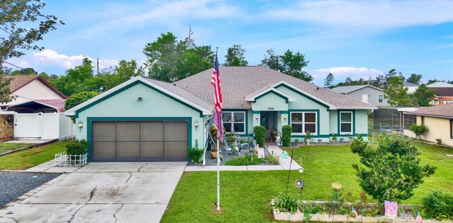 Villa ou maison à Spring Hill, Floride 4 chambres, 236.53 m2 № 2289532