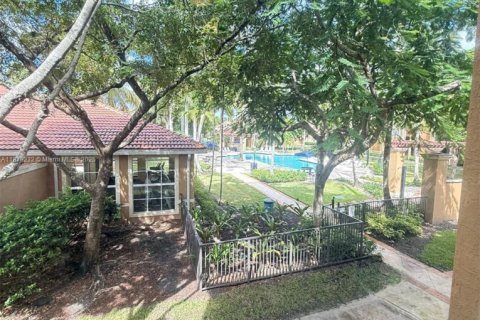 Снять в аренду кондоминиум в Тамарак, Флорида 2 спальни, 91.14м2, № 1927800 - фото 18