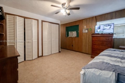 Casa en venta en Miami, Florida, 4 dormitorios, 184.88 m2 № 2030827 - foto 11