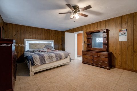 Casa en venta en Miami, Florida, 4 dormitorios, 184.88 m2 № 2030827 - foto 10