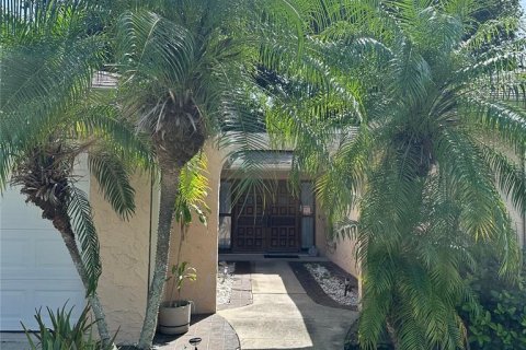 House in South Daytona, Florida 3 bedrooms, 151.15 sq.m. № 1776692 - photo 3