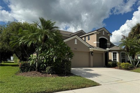 House in Sarasota, Florida 4 bedrooms, 265.51 sq.m. № 1915827 - photo 2