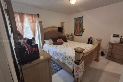 Casa en venta en Homestead, Florida, 4 dormitorios, 123.93 m2 № 1788558 - foto 10