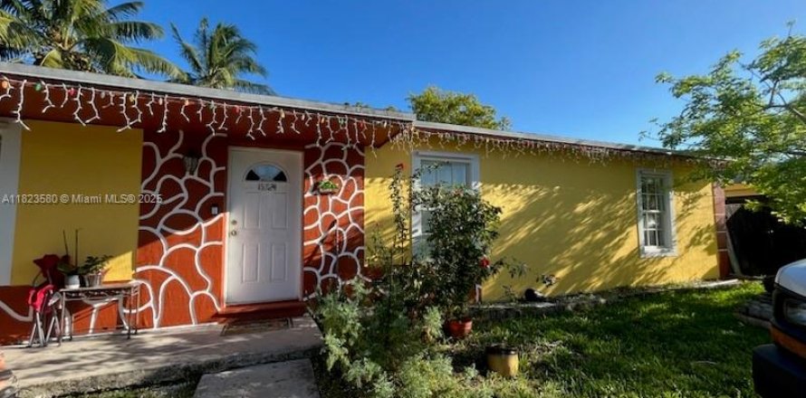 Casa en Homestead, Florida 4 dormitorios, 123.93 m2 № 1788558
