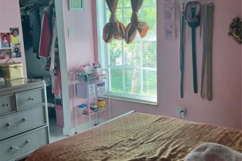 Casa en venta en Homestead, Florida, 4 dormitorios, 123.93 m2 № 1788558 - foto 6