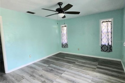 Casa en venta en Ocala, Florida, 4 dormitorios, 201.6 m2 № 1901020 - foto 8