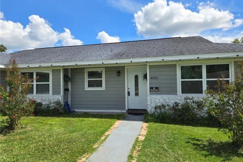 Casa en venta en Ocala, Florida, 4 dormitorios, 201.6 m2 № 1901020 - foto 2