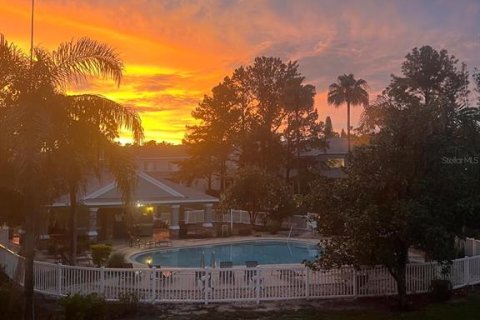 Townhouse in Brandon, Florida 2 bedrooms, 103.12 sq.m. № 1858394 - photo 15