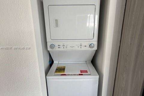 Villa ou maison à louer à Miami, Floride: 3 chambres, 97.55 m2 № 1991659 - photo 29