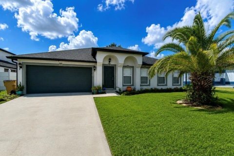 House in Kissimmee, Florida 4 bedrooms, 193.98 sq.m. № 2308804
