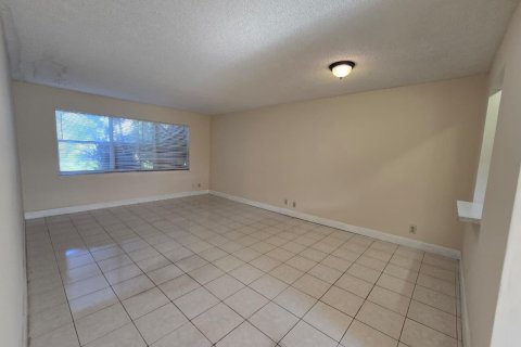 Condominio en alquiler en Deerfield Beach, Florida, 1 dormitorio, 60.39 m2 № 2085886 - foto 9