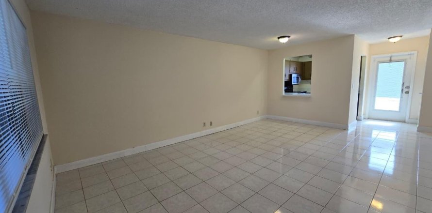 Condominio en Deerfield Beach, Florida, 1 dormitorio  № 2085886