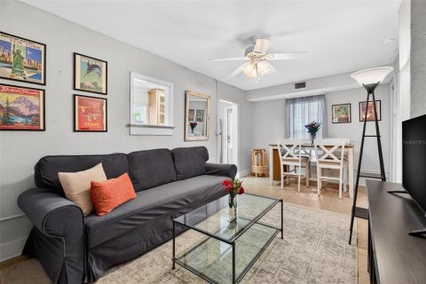 Appartement à louer à Saint Petersburg, Floride: 1 chambre, 63.17 m2 № 2344717 - photo 8