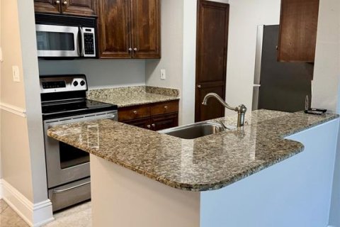 Condo in Sarasota, Florida, 1 bedroom  № 1736725 - photo 5