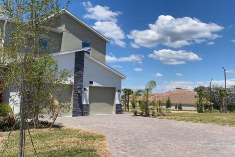 Condominio en venta en Davenport, Florida, 3 dormitorios, 166.02 m2 № 2166450 - foto 19
