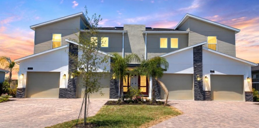 Condominio en Davenport, Florida, 3 dormitorios № 2166450