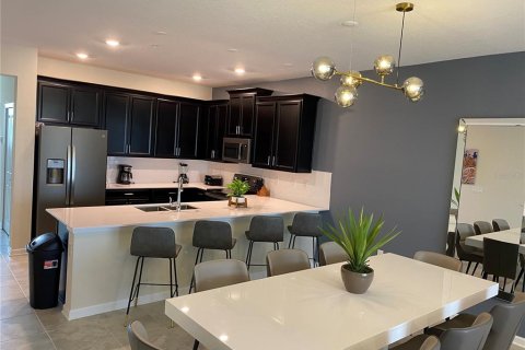 Condominio en venta en Davenport, Florida, 3 dormitorios, 166.02 m2 № 2166450 - foto 4