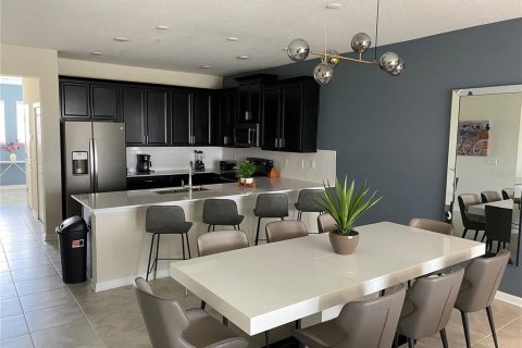 Condominio en venta en Davenport, Florida, 3 dormitorios, 166.02 m2 № 2166450 - foto 3