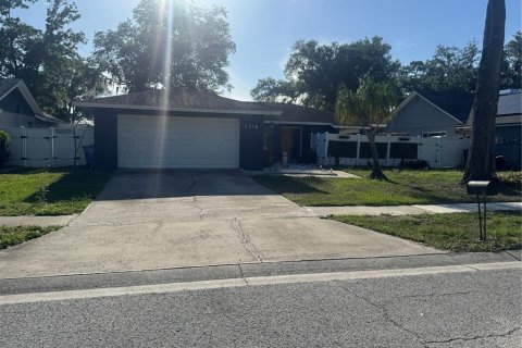 House in Lutz, Florida 3 bedrooms, 143.81 sq.m. № 2113521 - photo 2