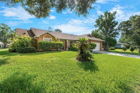House in Oviedo, Florida 4 bedrooms, 241.82 sq.m. № 1778182 - photo 4