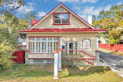 Commercial property in Kissimmee, Florida 232.35 sq.m. № 1613525 - photo 1