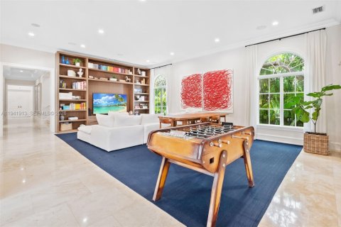 Casa en venta en Pinecrest, Florida, 8 dormitorios, 959.03 m2 № 1998742 - foto 11