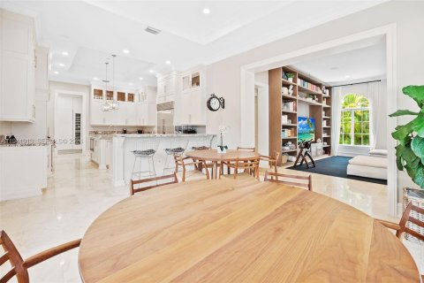 Casa en venta en Pinecrest, Florida, 8 dormitorios, 959.03 m2 № 1998742 - foto 19
