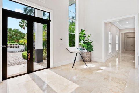 Casa en venta en Pinecrest, Florida, 8 dormitorios, 959.03 m2 № 1998742 - foto 4