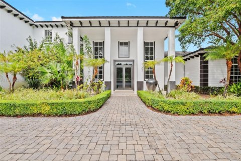 Casa en venta en Pinecrest, Florida, 8 dormitorios, 959.03 m2 № 1998742 - foto 3