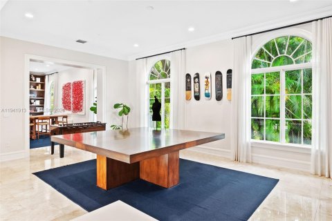Casa en venta en Pinecrest, Florida, 8 dormitorios, 959.03 m2 № 1998742 - foto 12