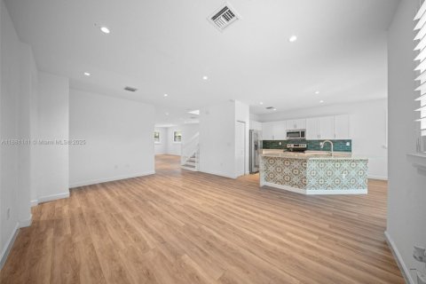 Villa ou maison à vendre à Homestead, Floride: 5 chambres, 302.12 m2 № 1930552 - photo 20