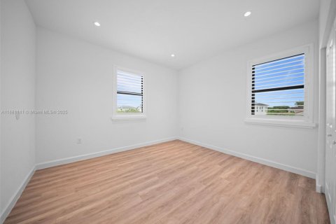 Villa ou maison à vendre à Homestead, Floride: 5 chambres, 302.12 m2 № 1930552 - photo 12