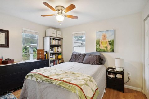 Villa ou maison à louer à Lantana, Floride: 2 chambres, 89.19 m2 № 2086273 - photo 15