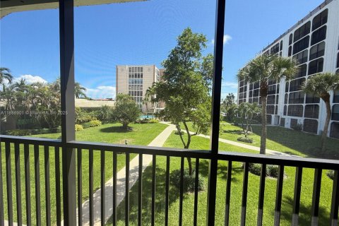 Copropriété à louer à Deerfield Beach, Floride: 2 chambres, 114.55 m2 № 2016909 - photo 19