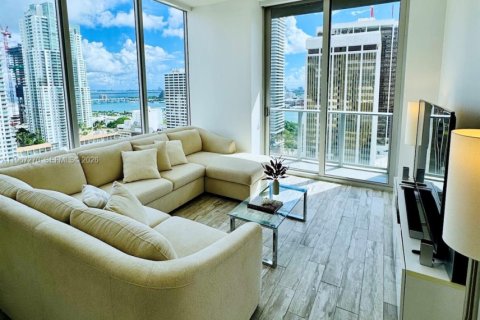 Condo in Miami, Florida, 1 bedroom № 2028497 - photo 2