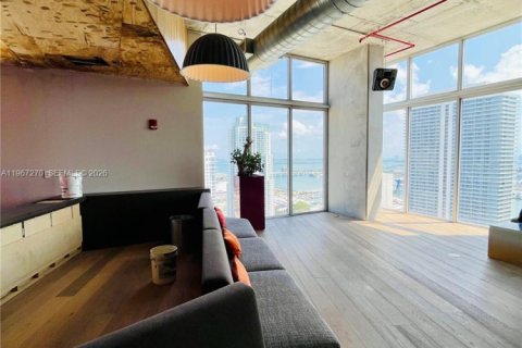 Condo in Miami, Florida, 1 bedroom № 2028497 - photo 15