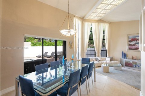 House in Boca Raton, Florida 4 bedrooms, 297.94 sq.m. № 2069559 - photo 16